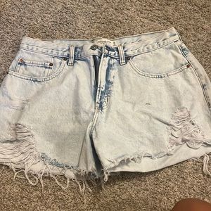 Abercrombie Curve Love Boyfriend Short